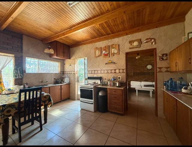 3 BEDROOM HOUSE FOR SALE IN VANDERBIJLPARK SE 2